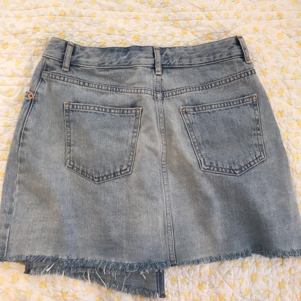 Topshop Shift Skirt - Picture 2 of 3